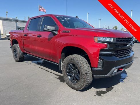 Used 2021 Chevrolet Silverado 1500 LT Trail Boss w/ Convenience Package II AWD/4WD image 1
