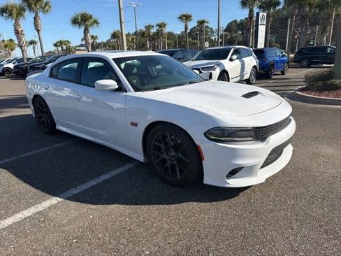 Used 2018 Dodge Charger R/T Scat Pack image 9