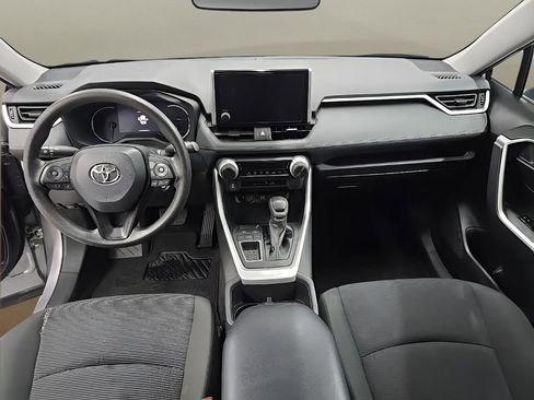 Used 2023 Toyota RAV4 LE image 19
