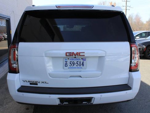 Used 2020 GMC Yukon XL SLT AWD/4WD image 8