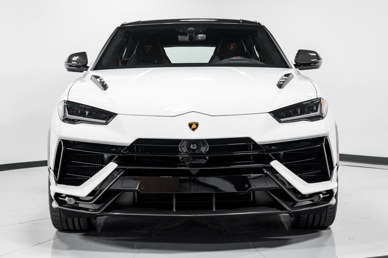 Used 2024 Lamborghini Urus Performante AWD/4WD image 8