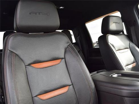 Used 2020 GMC Sierra 2500 AT4 w/ AT4 Premium Package image 27