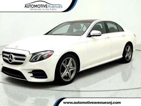 Used 2020 Mercedes-Benz E 350 4MATIC Sedan image 1