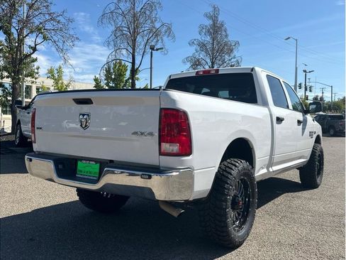 Used 2022 RAM 1500 Classic SLT image 8