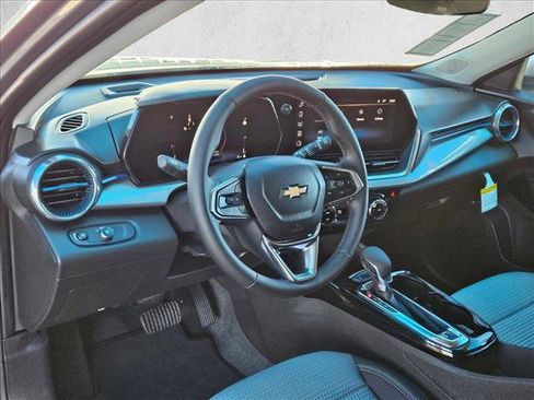 New 2026 Chevrolet Trax LT w/ LT Convenience Package image 3