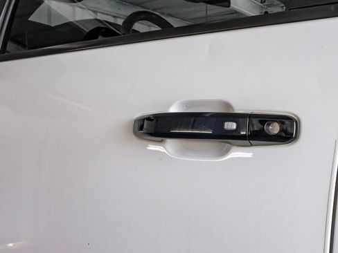 Used 2024 Chevrolet Silverado 2500 LT w/ Z71 Sport Edition image 40