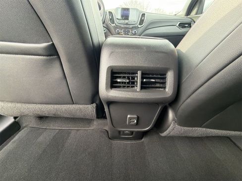 Used 2023 Chevrolet Equinox RS image 20