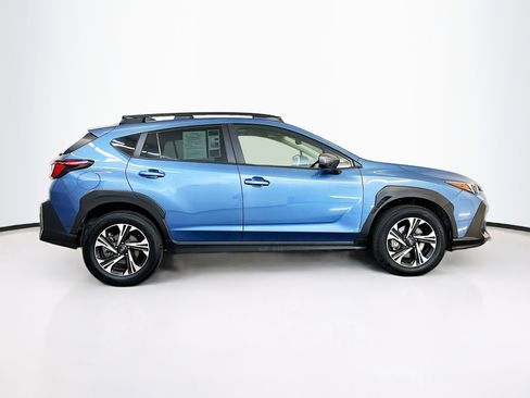 Used 2024 Subaru Crosstrek 2.0i Premium image 10