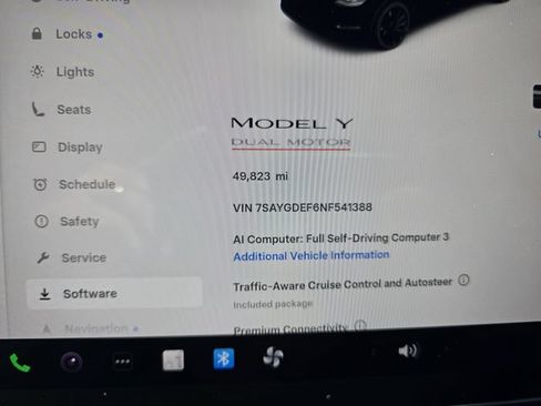 Used 2022 Tesla Model Y Performance AWD/4WD image 27