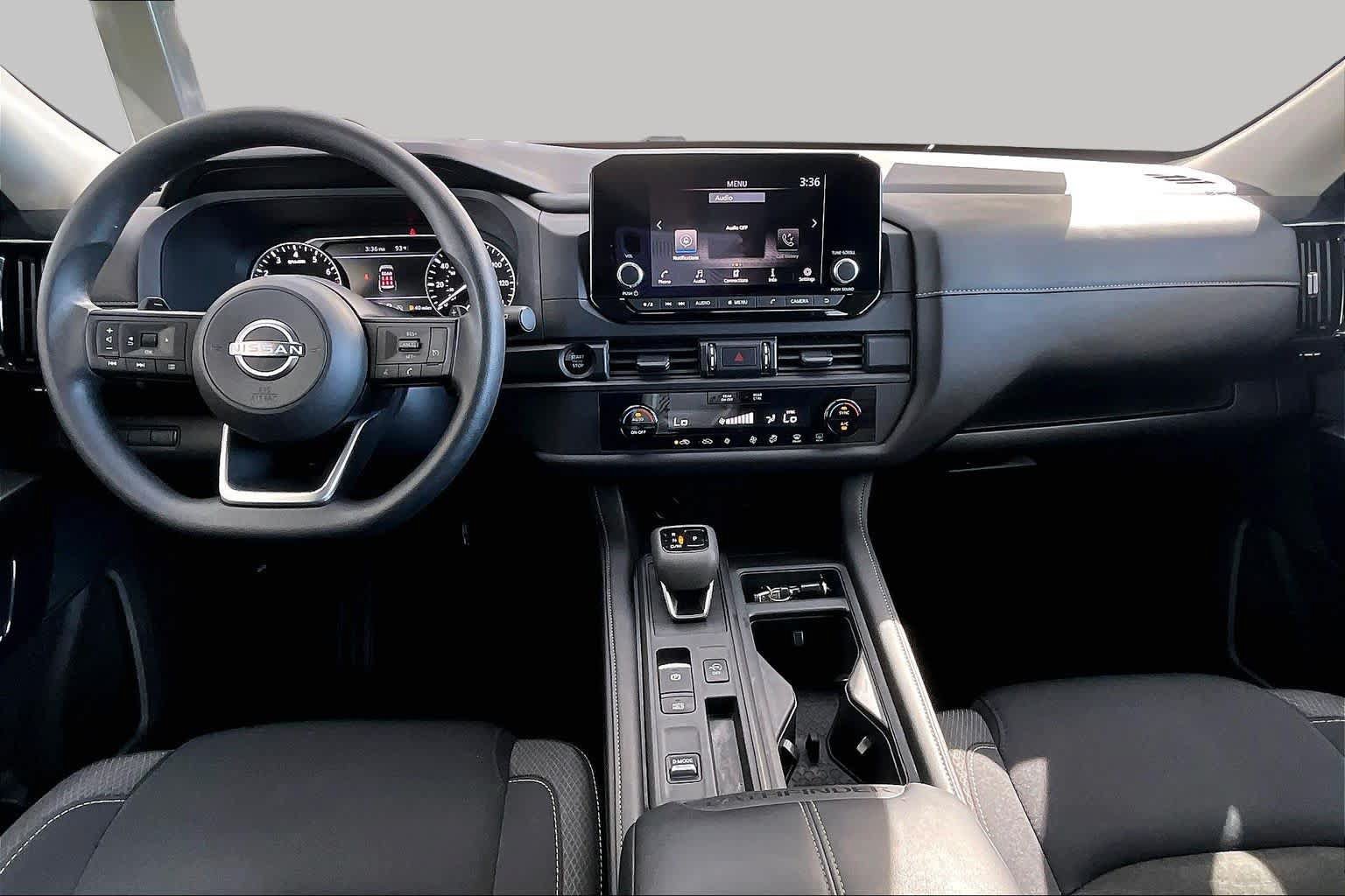 Certified 2025 Nissan Pathfinder S FWD image 15