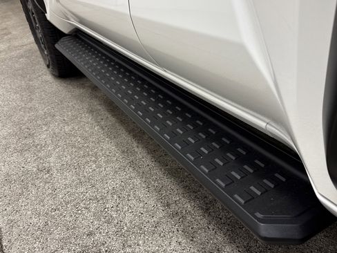 Used 2025 Toyota 4Runner TRD Off-Road image 15