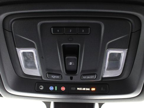 Used 2019 GMC Sierra 1500 AT4 w/ AT4 Premium Package AWD/4WD image 19