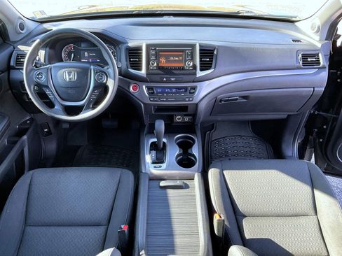 Used 2019 Honda Ridgeline Sport image 12