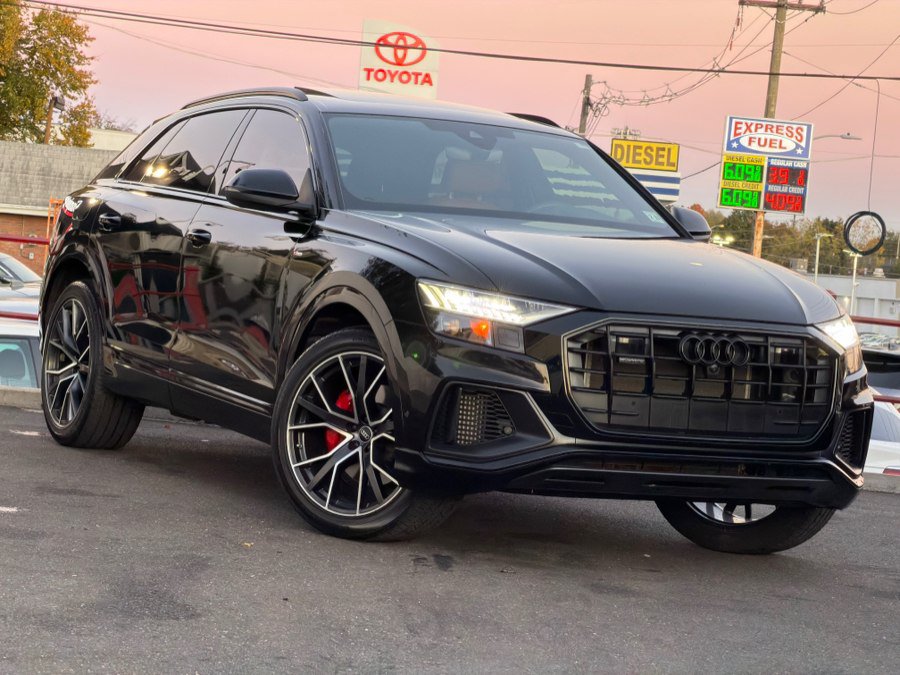 Used 2023 Audi Q8 Premium Plus w/ Premium Plus Package AWD/4WD image 3