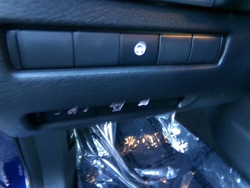 Used 2023 Nissan Rogue SL image 16