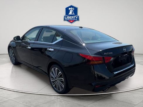 Used 2023 Nissan Altima 2.5 SL FWD image 7
