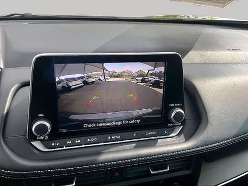 Certified 2026 Nissan Rogue SV FWD image 26