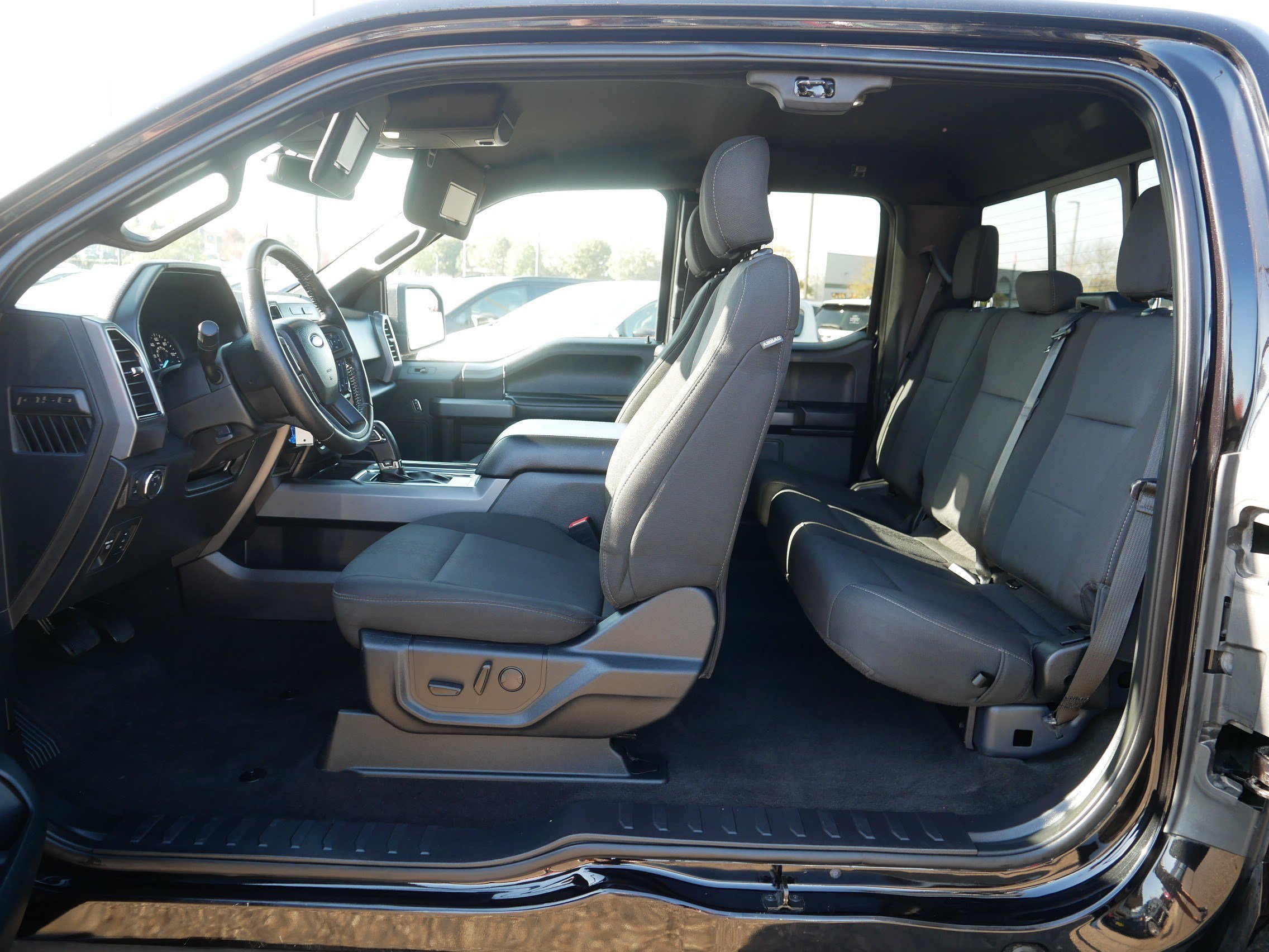 Used 2019 Ford F150 XLT w/ Equipment Group 302A Luxury AWD/4WD image 35
