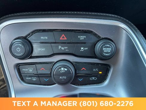Used 2019 Dodge Challenger R/T RWD image 27