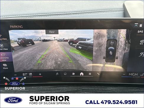 Used 2024 BMW X7 xDrive40i w/ M Sport Package AWD/4WD image 11