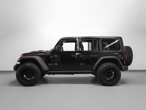 Used 2018 Jeep Wrangler Unlimited Rubicon w/ Dual Top Group AWD/4WD image 2
