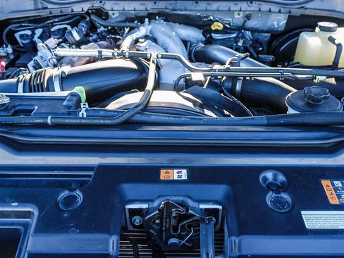 Used 2022 Ford F350 Lariat w/ Black Appearance Package image 27