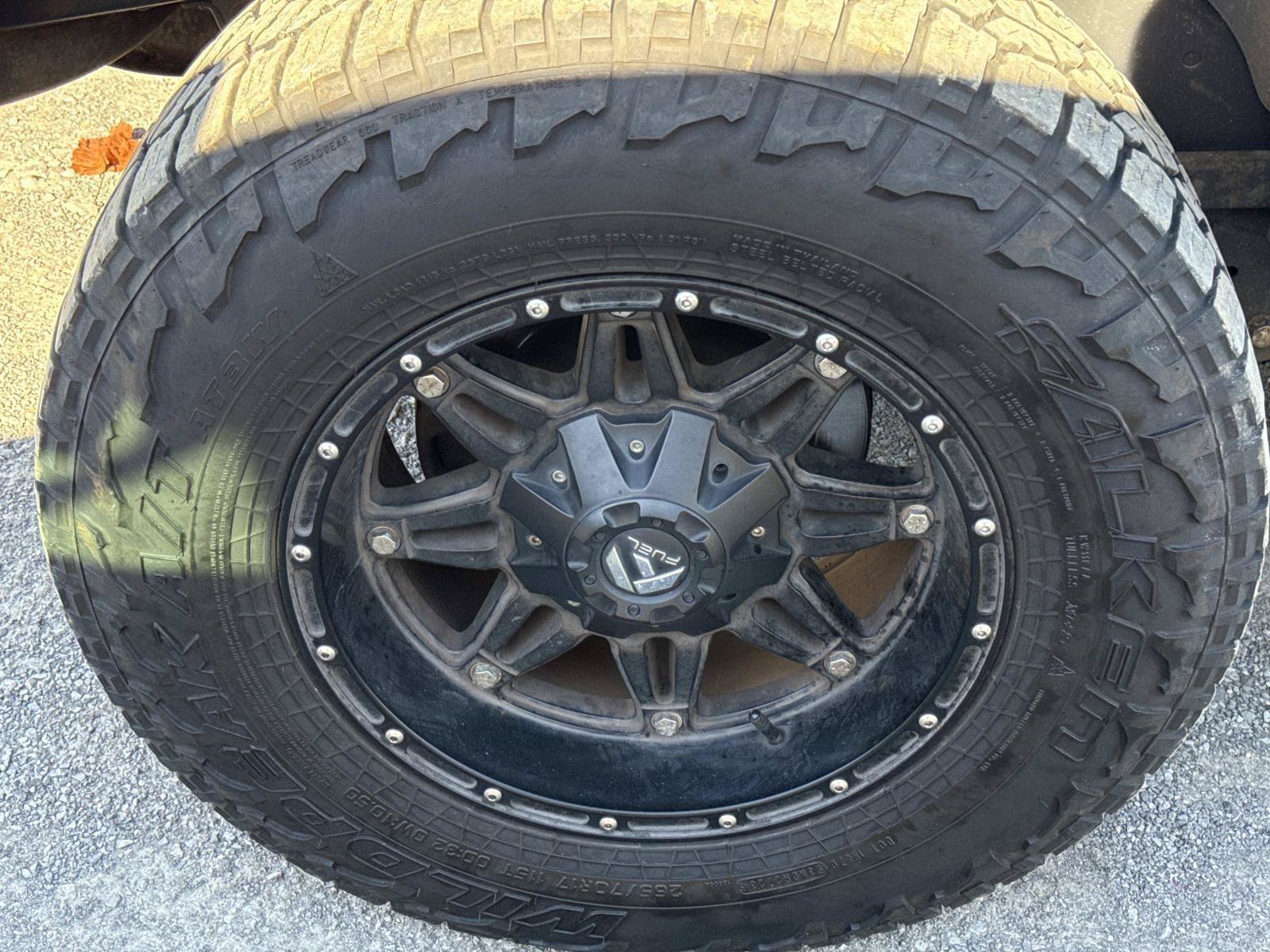 Used 2015 Jeep Wrangler Unlimited Rubicon w/ Connectivity Group AWD/4WD image 6