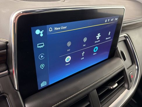 Used 2023 Chevrolet Suburban Premier image 29