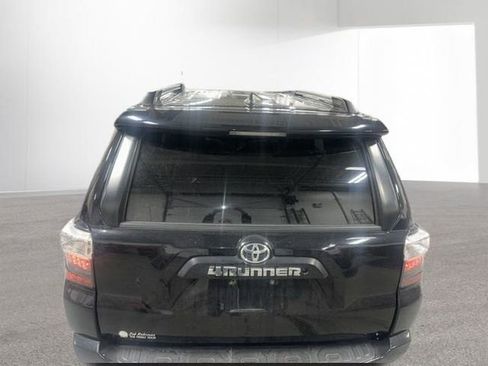 Certified 2017 Toyota 4Runner TRD Off-Road Premium image 5