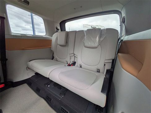 New 2025 Volkswagen ID. Buzz Pro S Plus image 15