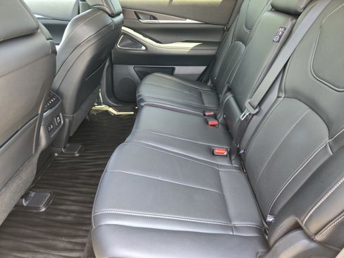 Used 2024 INFINITI QX60 Sensory w/ Cargo Package AWD/4WD image 31
