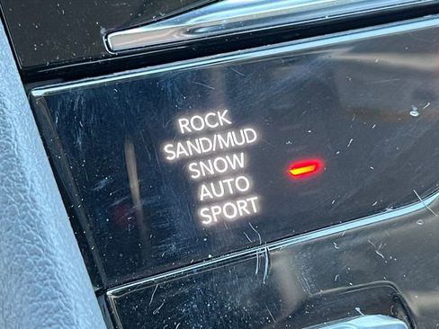 Used 2022 Jeep Grand Cherokee Limited 4xe image 32