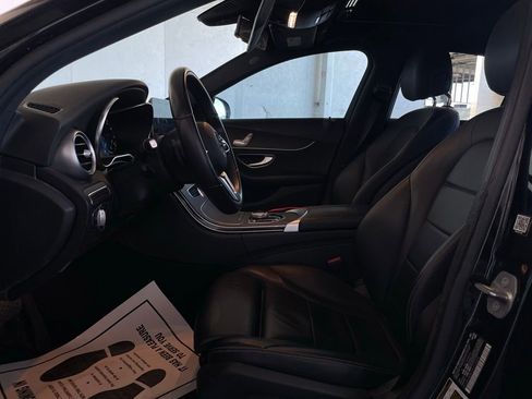 Used 2020 Mercedes-Benz C 300 Sedan image 7