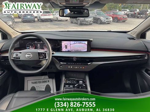 Used 2025 Nissan Murano SL AWD/4WD image 14