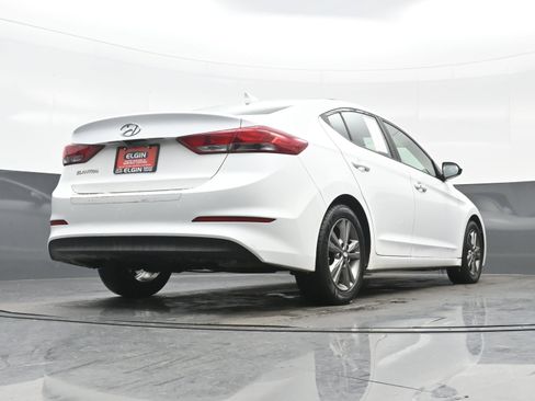 Used 2017 Hyundai Elantra Value Edition image 28