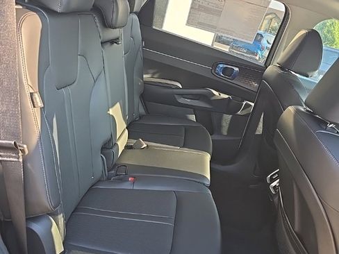 New 2026 Kia Sorento S w/ S Panoramic Sunroof Package image 11