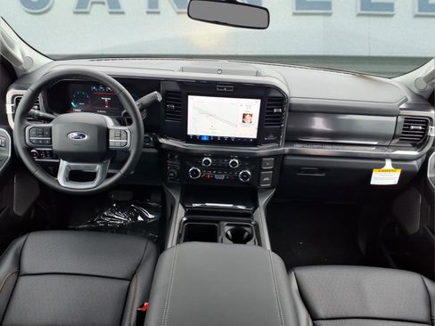 New 2026 Ford F250 Lariat w/ Chrome Package image 7