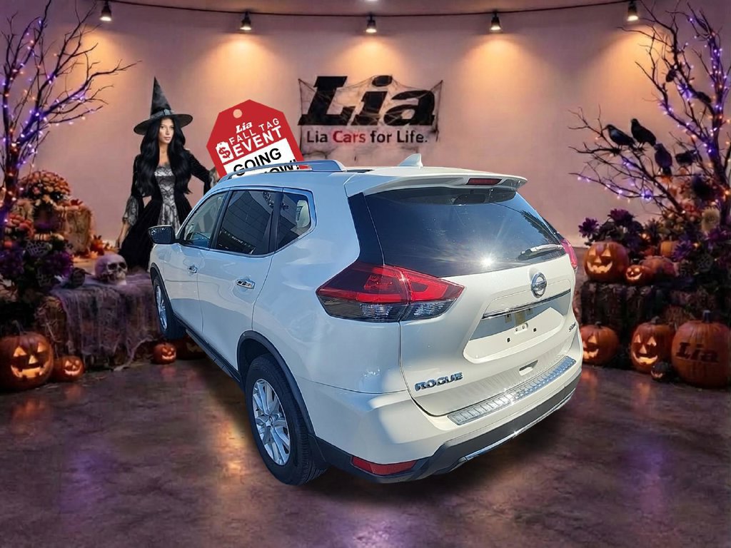 Used 2018 Nissan Rogue SV AWD/4WD image 6