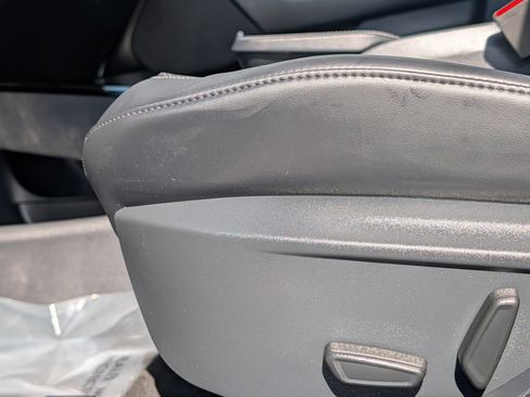 Used 2025 Ford Mustang Mach-E Premium image 22