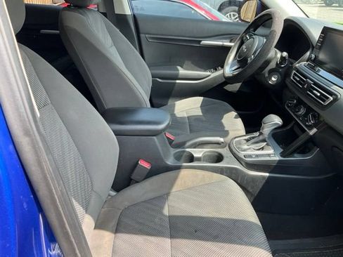 Used 2023 Kia Seltos LX AWD/4WD image 8