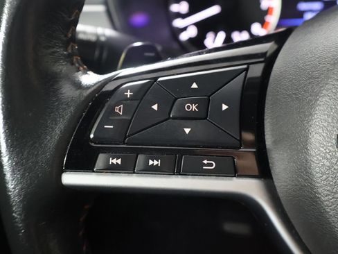 Used 2024 Nissan Altima 2.5 SR FWD image 35