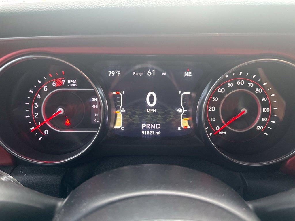 Used 2021 Jeep Wrangler Unlimited Rubicon w/ Cold Weather Group AWD/4WD image 13