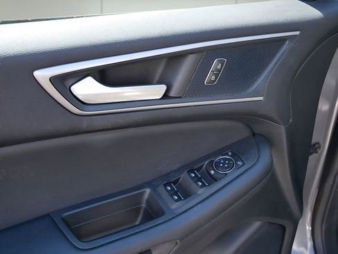 Used 2024 Ford Edge SEL w/ Convenience Package AWD/4WD image 16