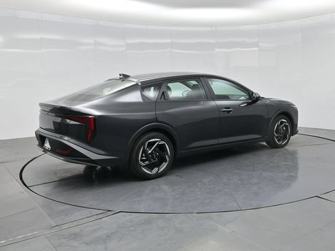 New 2026 Kia K4 EX FWD image 42