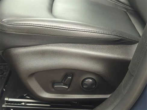 Used 2023 Jeep Renegade Limited w/ Sun/Sound Group image 20