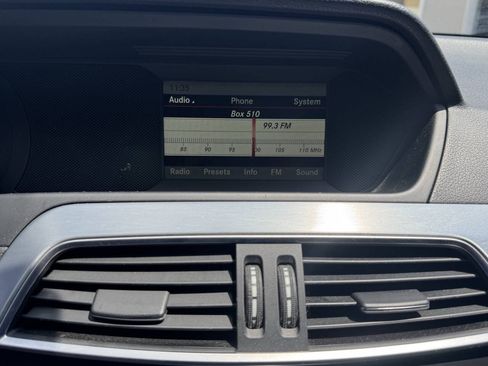 Used 2014 Mercedes-Benz C 250 Coupe w/ Sports Package image 13