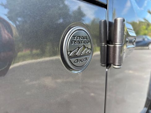 Used 2021 Jeep Wrangler Sport image 32