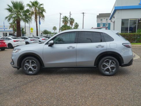 Used 2024 Honda HR-V EX-L image 8