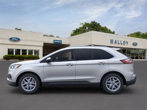Used 2023 Ford Edge SEL w/ Convenience Package image 3