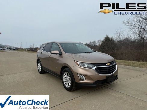 Used 2019 Chevrolet Equinox LT w/ Driver Convenience Package image 1